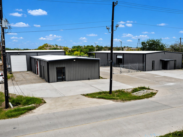 222–226 Flato Rd, Corpus Christi, TX 78405 Industrial Property for Lease